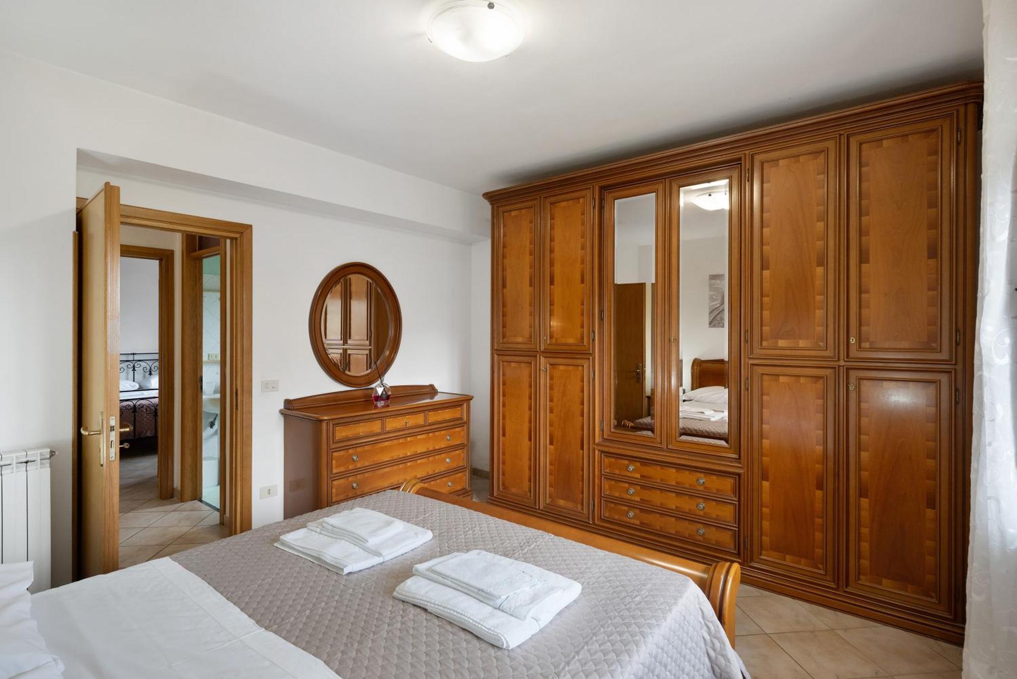 Zio Gennaro Residence อาเจโรลา ภายนอก รูปภาพ